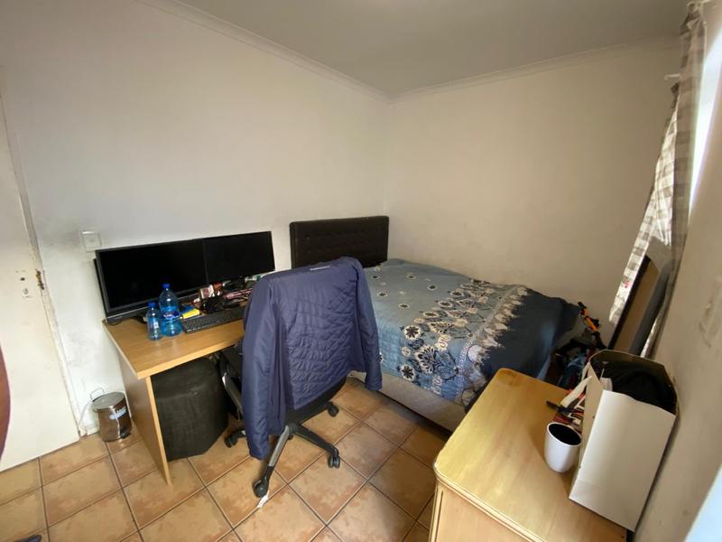 2 Bedroom Property for Sale in Maitland Western Cape